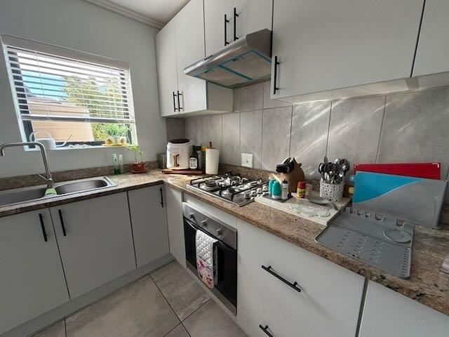 2 Bedroom Property for Sale in Reebok Western Cape